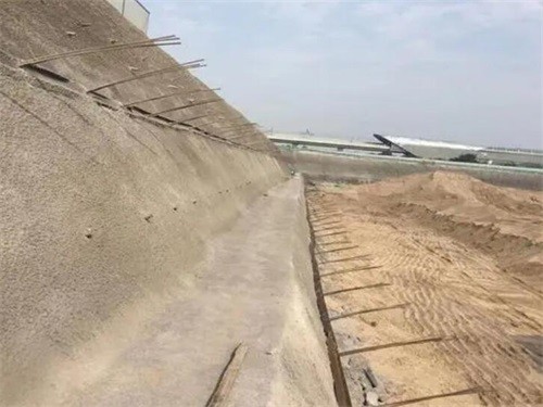 益阳河道边坡加固